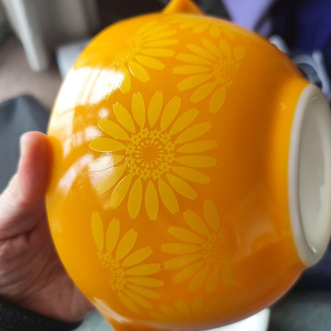 パイレックス 　ひまわり　デイジー　イエロー 花柄 ミキシングボウル　3個セット