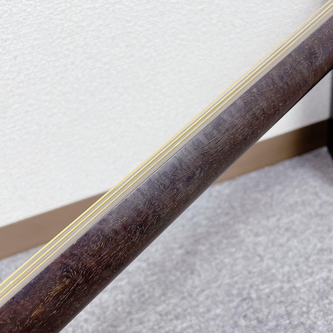 三味線 細棹 金細 トチ入り紅木 子持ち綾杉胴 東さわり ２本溝 和楽器