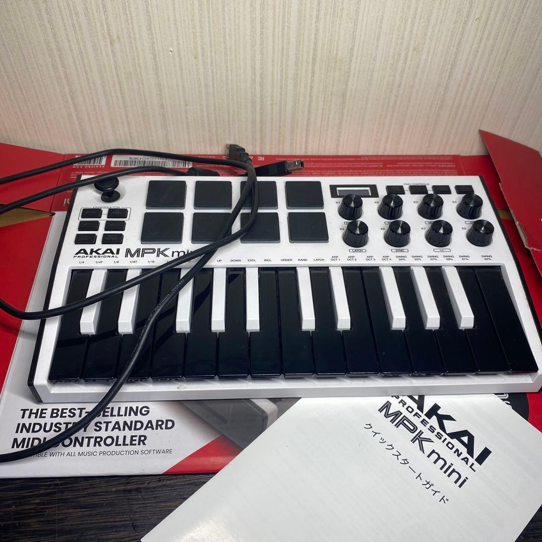 Akai Pro MIDIキーボード 25鍵 MPK mini mk3 白