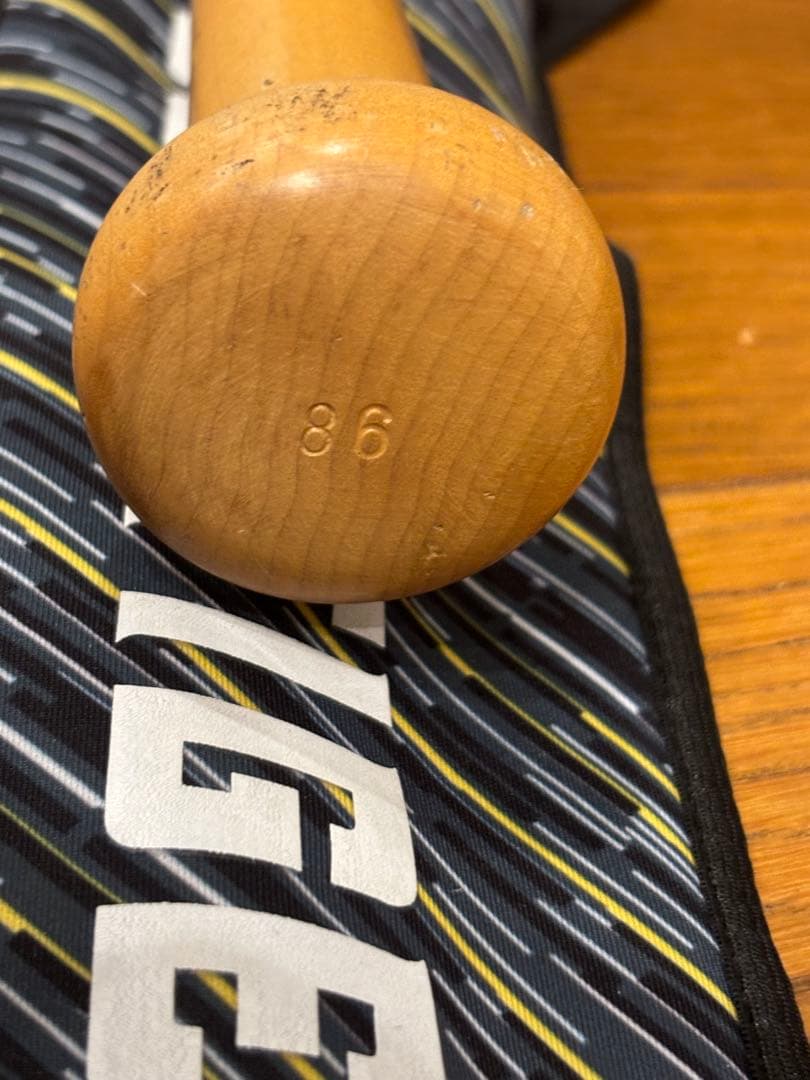 ルイスビルスラッガー　木製バット　ミツワタイガー　バットケースセット　使用少美品