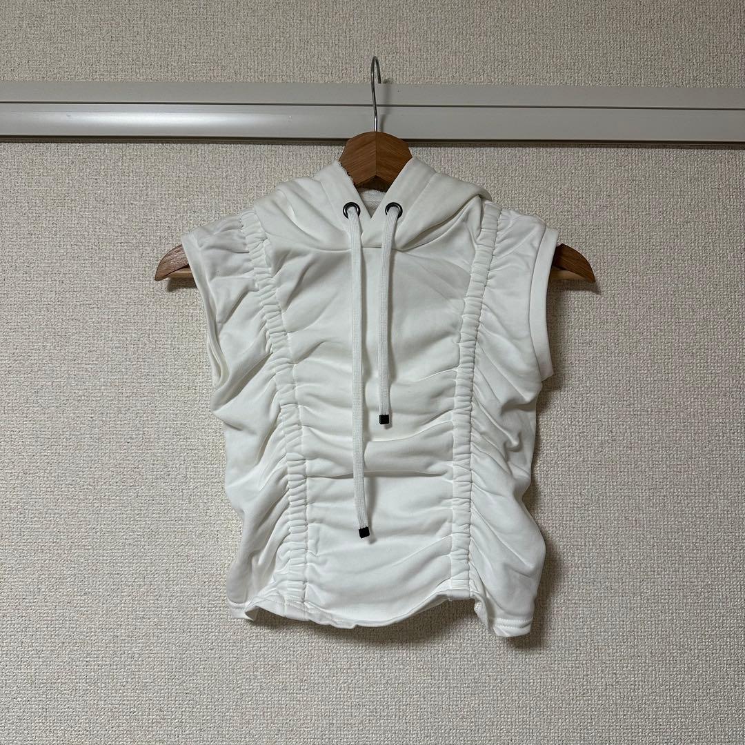 トップス BEEDEN VEST STUDS HOODIE