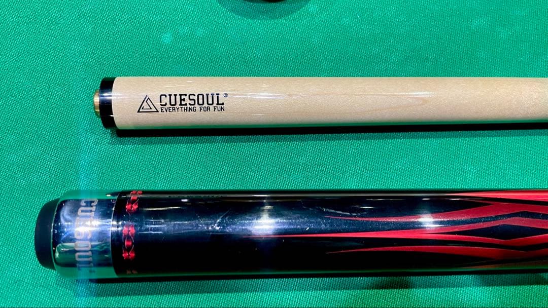 【美品】CUESOUL ビリヤードキュー 赤色 19oz 11.5mm