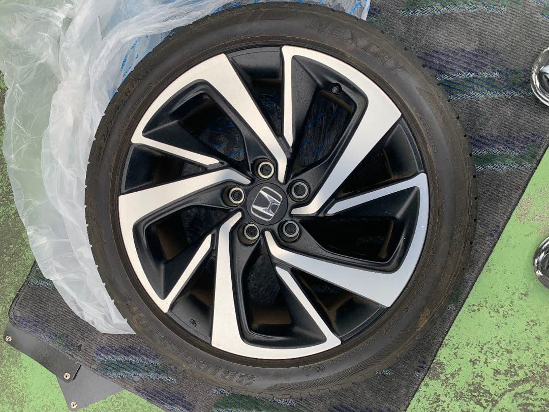 ホンダ 純正ホイール4本　ヴェゼル18インチ 7.5J ＋55 PCD114.3