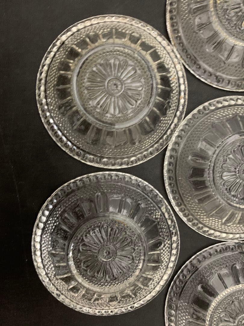 プレスガラス 小皿 11枚　時代物　アンティークガラス
