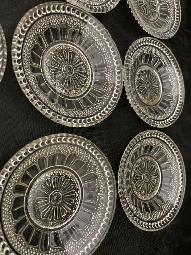 プレスガラス 小皿 11枚　時代物　アンティークガラス
