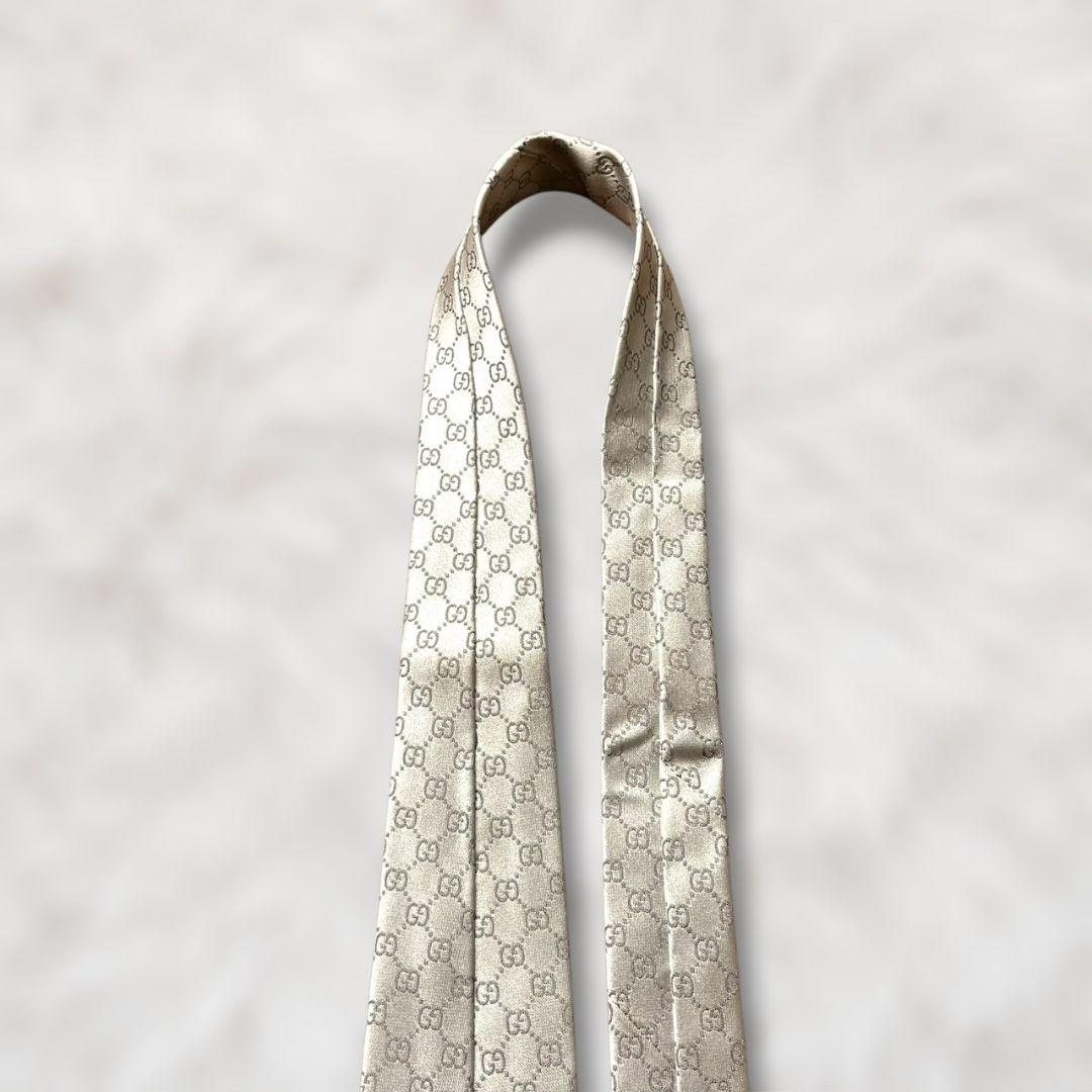 【極美品✨】グッチ GG柄 インターロッキング柄 シルバー ジャガード ネクタイ