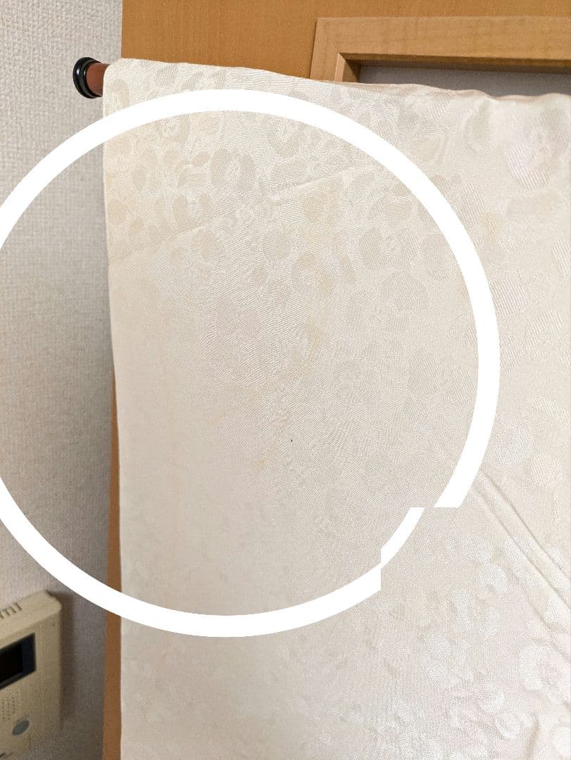 胡蝶蘭柄オフホワイト訪問着　金彩　着物浴衣絹　卒業式入学式祝いお食事会花見