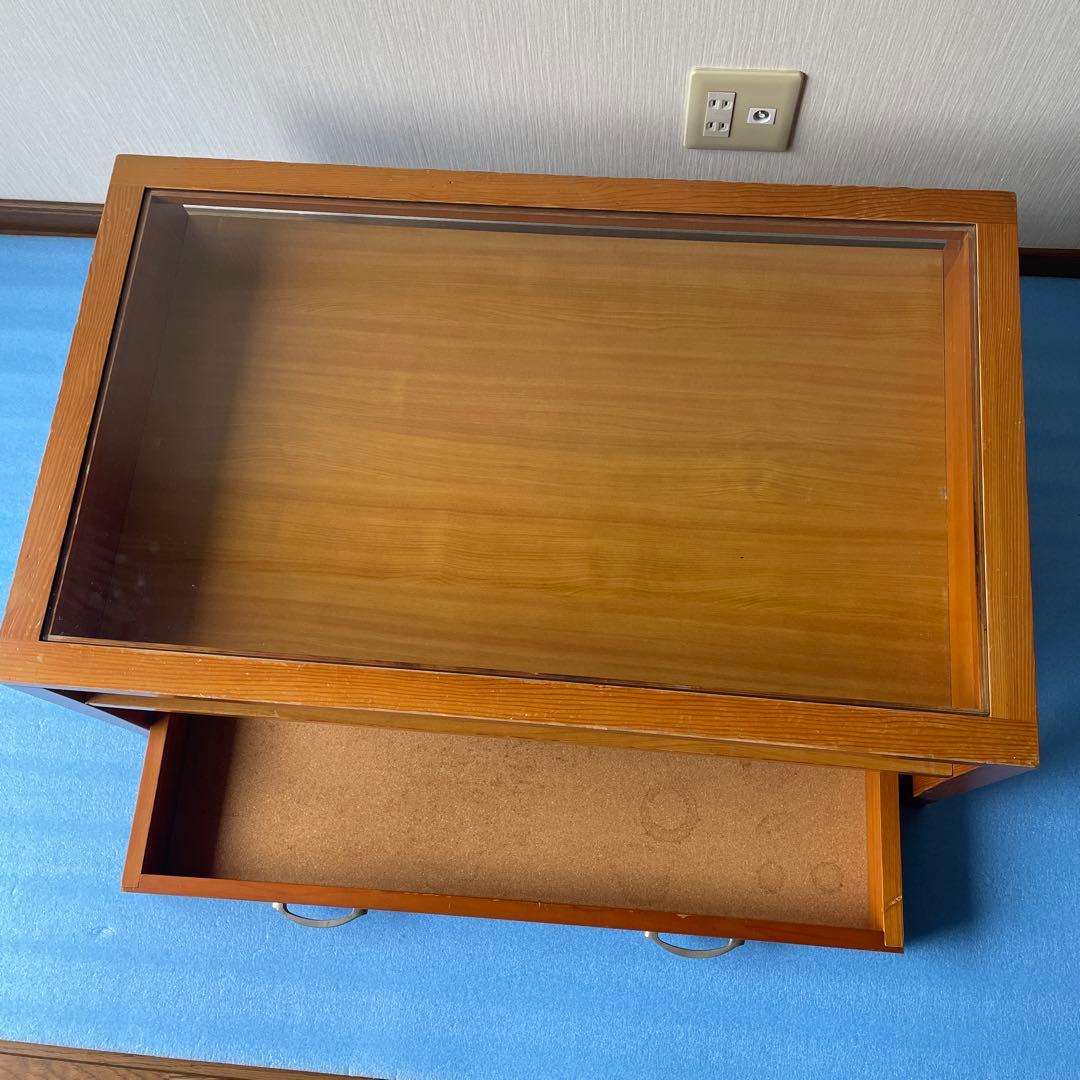 コレクションテーブル　ディスプレイテーブル ローテーブル　ガラス　天板　引出し付