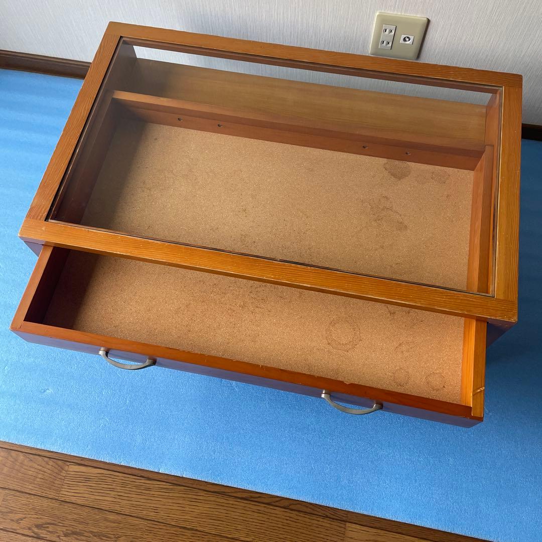 コレクションテーブル　ディスプレイテーブル ローテーブル　ガラス　天板　引出し付