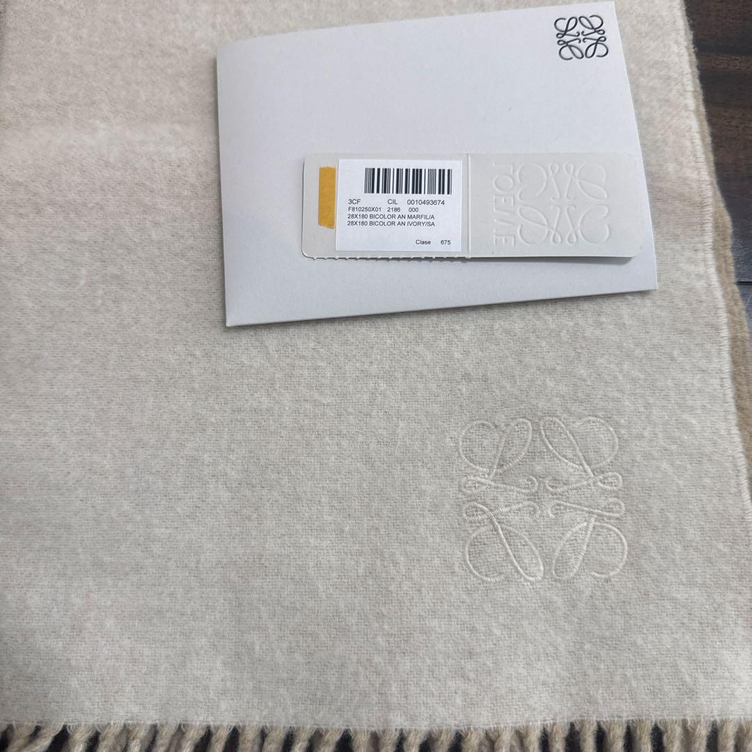 LOEWE ウールマフラー ベージュ ホワイト