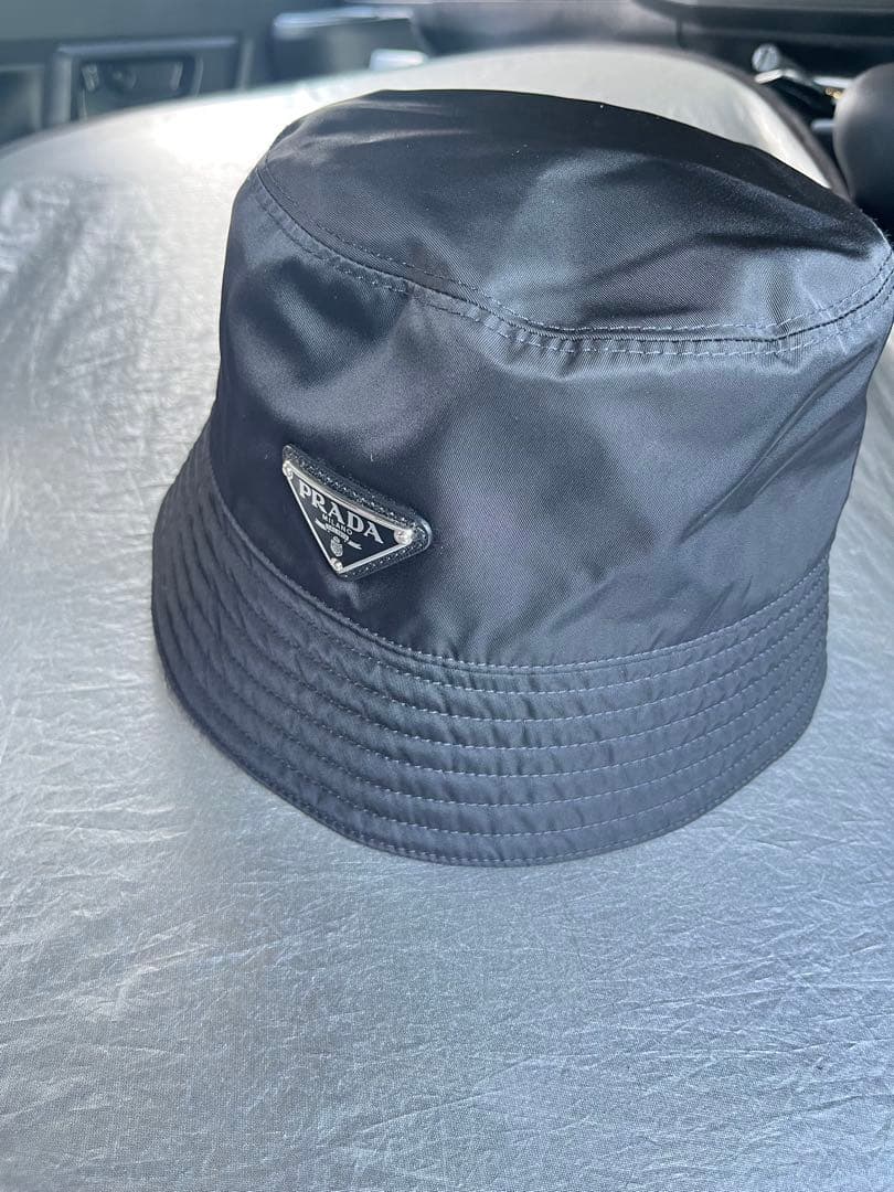 PRADA ブラック バケットハット　M