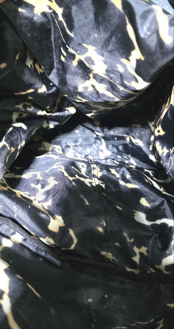 UAプロジェクトロック　ダッフルバッグパック