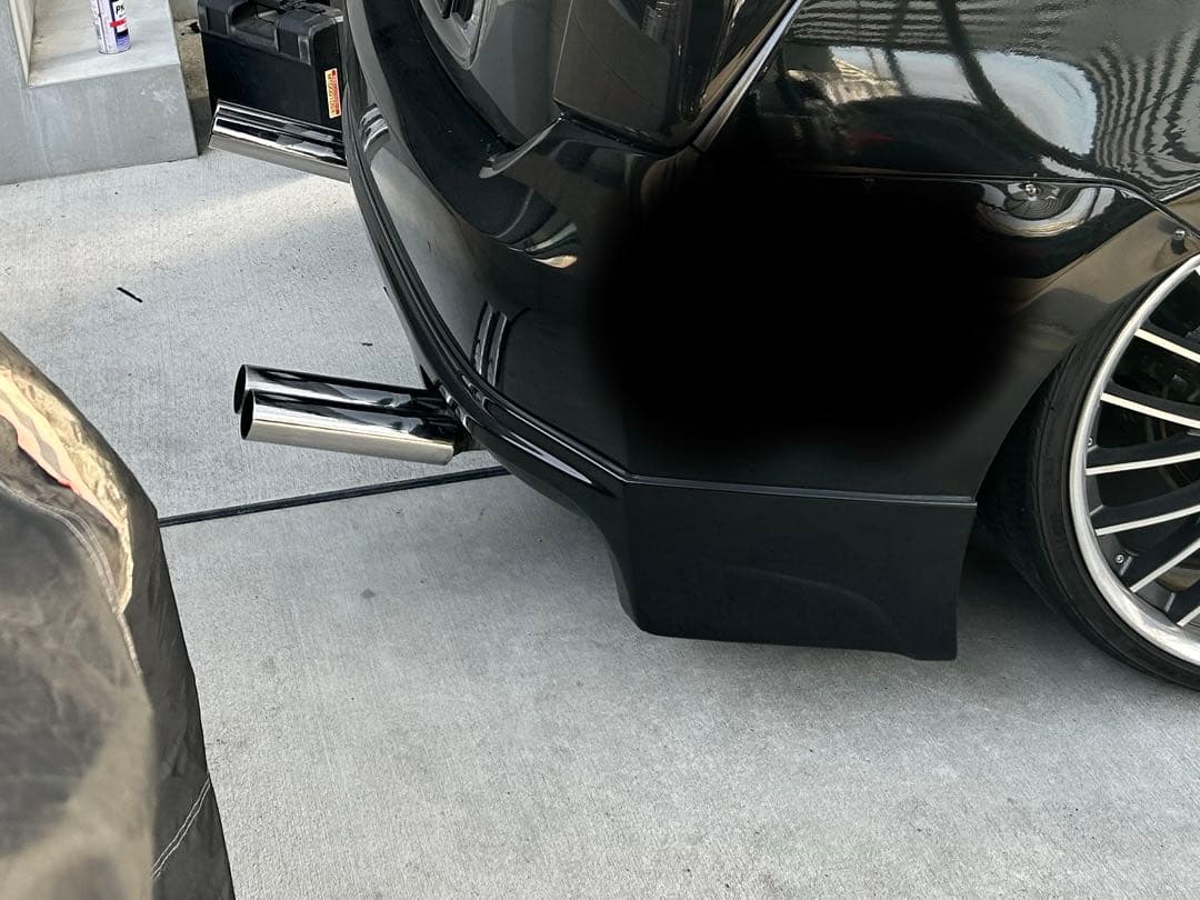 k*)様 30プリウス 4本出しマフラー　単管マフラー　オーバル　付け替え可能