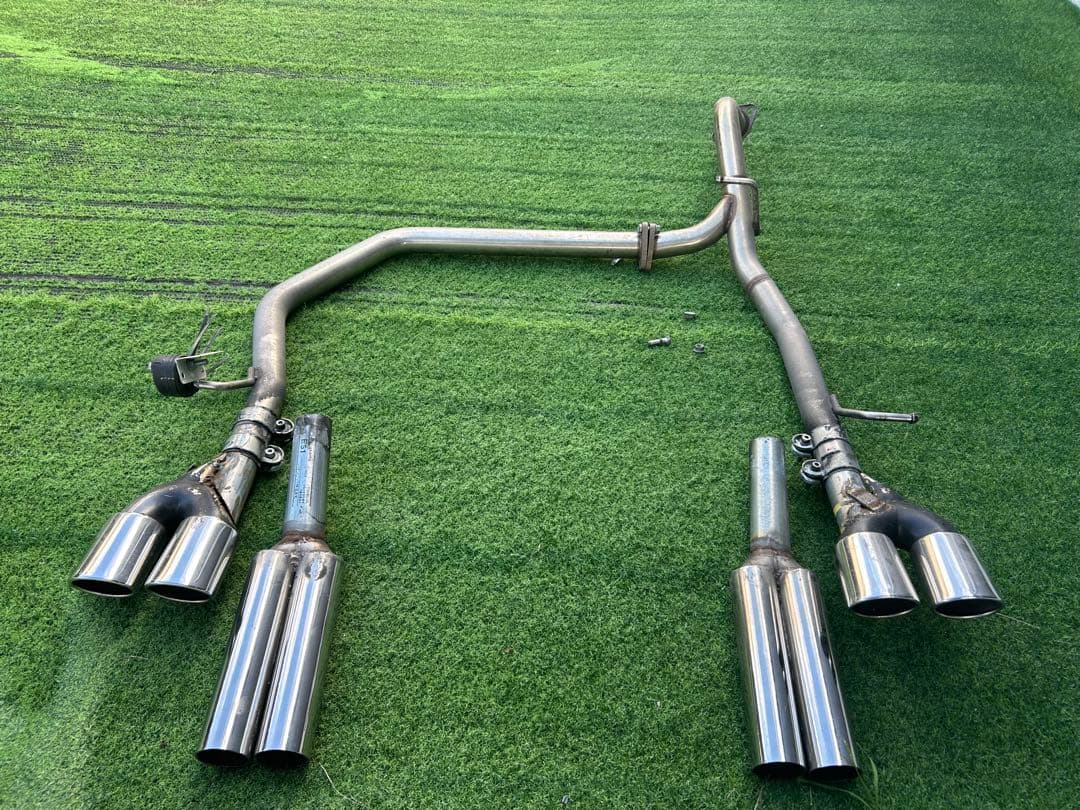 k*)様 30プリウス 4本出しマフラー　単管マフラー　オーバル　付け替え可能