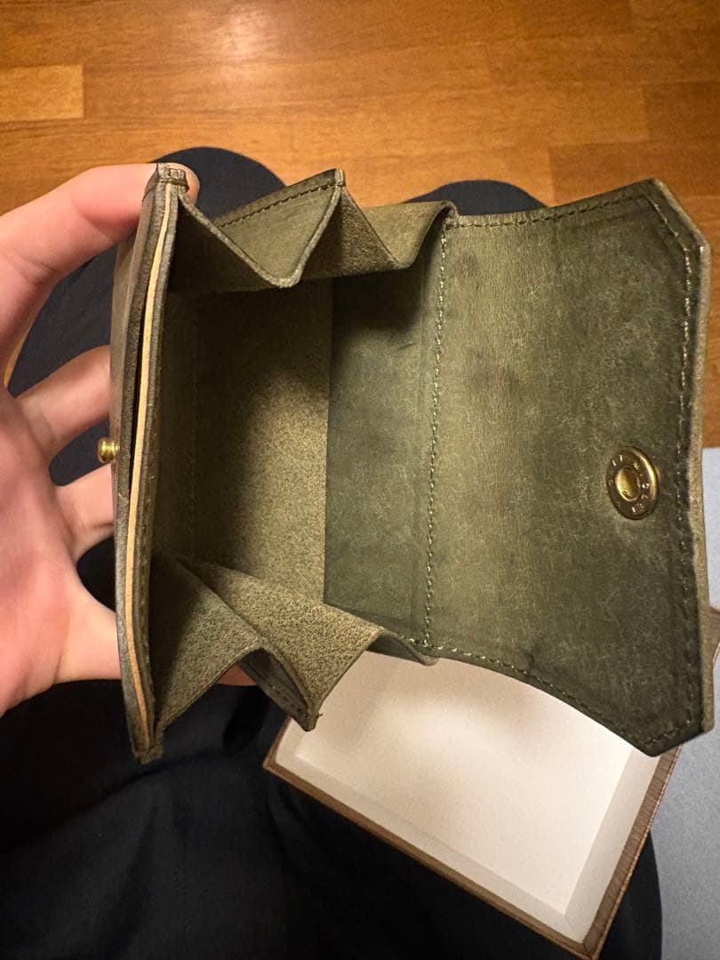 BEER BELLY オリーブグリーン 二つ折り財布