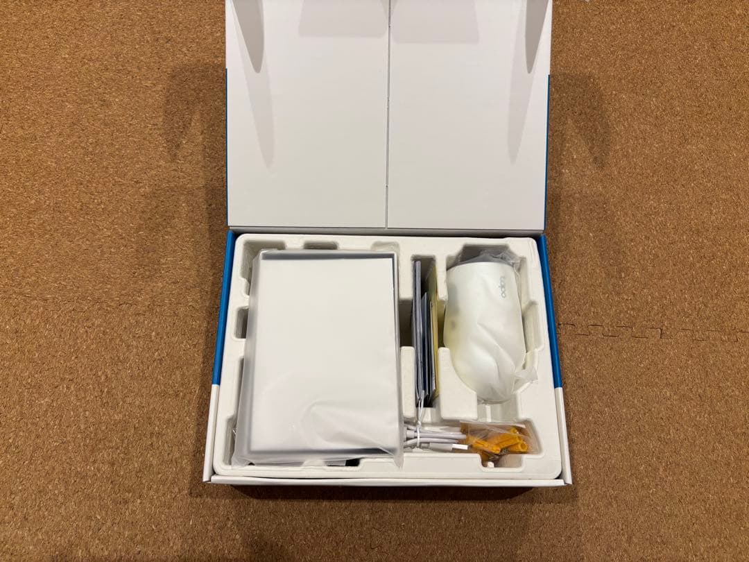 TP-link Tapo C425KIT ソーラーパネル付き防犯カメラ