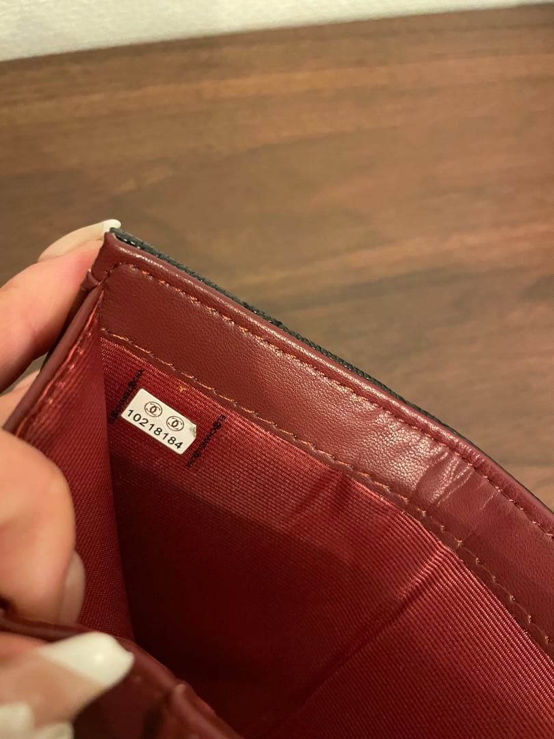 シャネル　三つ折り　財布　キャビアスキン　ゴールド