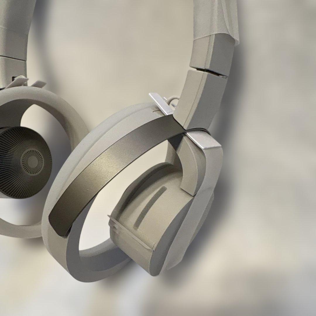 【新品・未使用】nwm ONE ライトグレイ MBH001 ワイヤレスヘッドホン