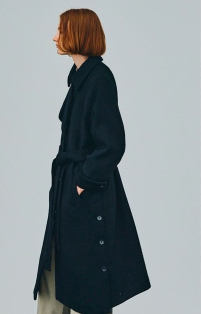 【UNITED TOKYO】 ハーフケープステンコート