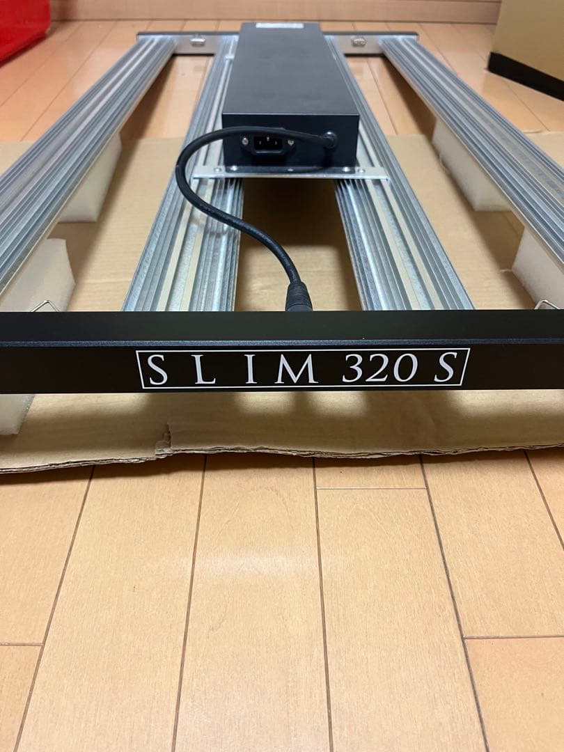 蛍光灯・電球 Optic slim 320s LED