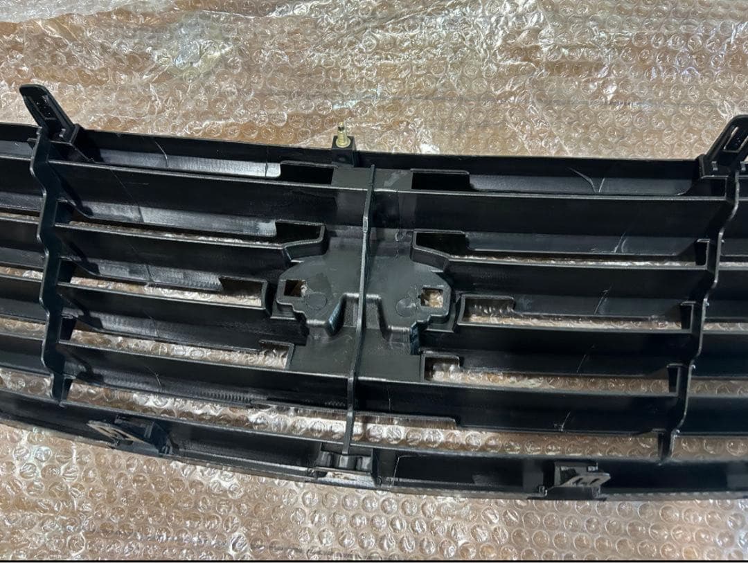 【新品】CKV36スカイラインクーペフロントラジエターグリルカーボン調