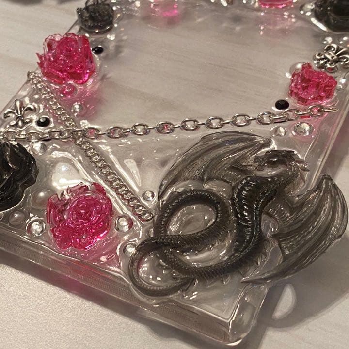 ハンドメイド トレカキーホルダーデコ ドラゴンハート