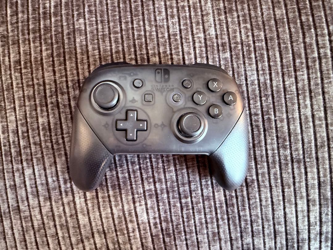 Nintendo Switch本体【どうぶつの森デザイン】・コントローラーセット