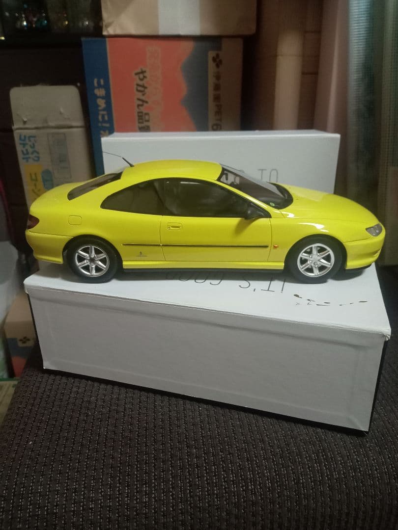 槙*様 OttO mobile 1/18 プジョー 406 V6 クーペ（黄色）