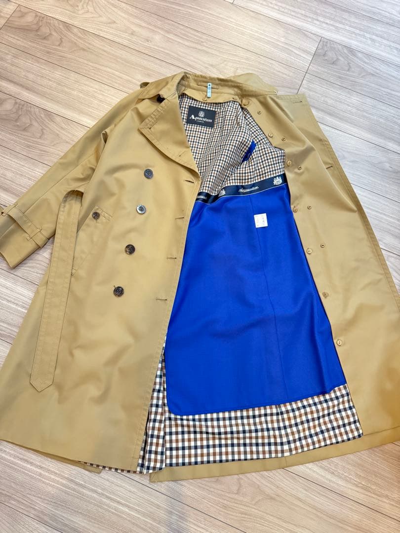 【美品】アクアスキュータム　トレンチコート　青ライナー　ベージュ　チェック　6