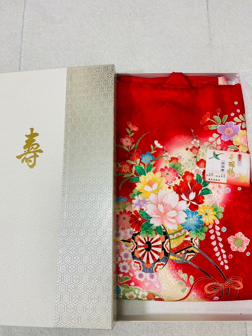 7703. 【未使用品】 絹 100% お宮参り 日本製 祝い着 初着 女の子