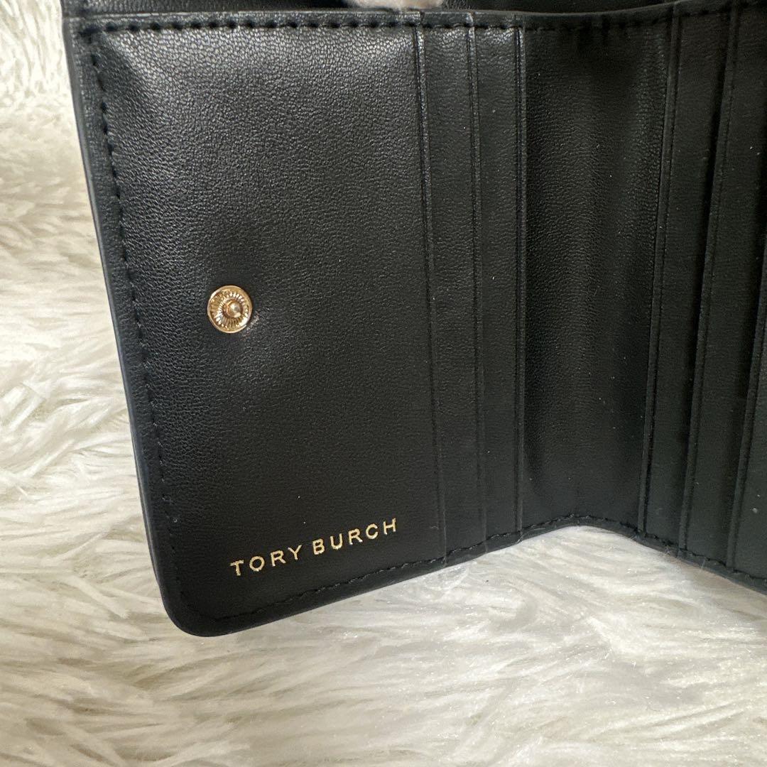 極美品　トリーバーチ　キラ　シェブロン　バイフォールド　ウォレット　黒