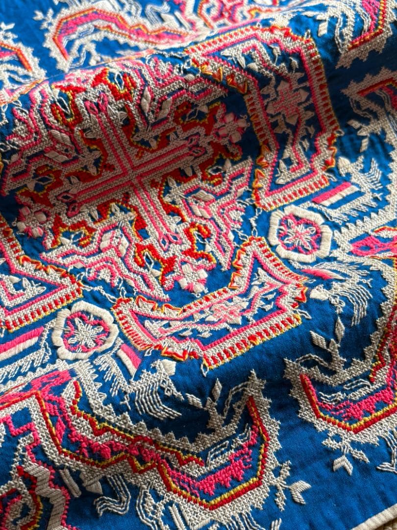 苗族手刺繍ベビーキャリア布・花文様・1980年代ヴィンテージ