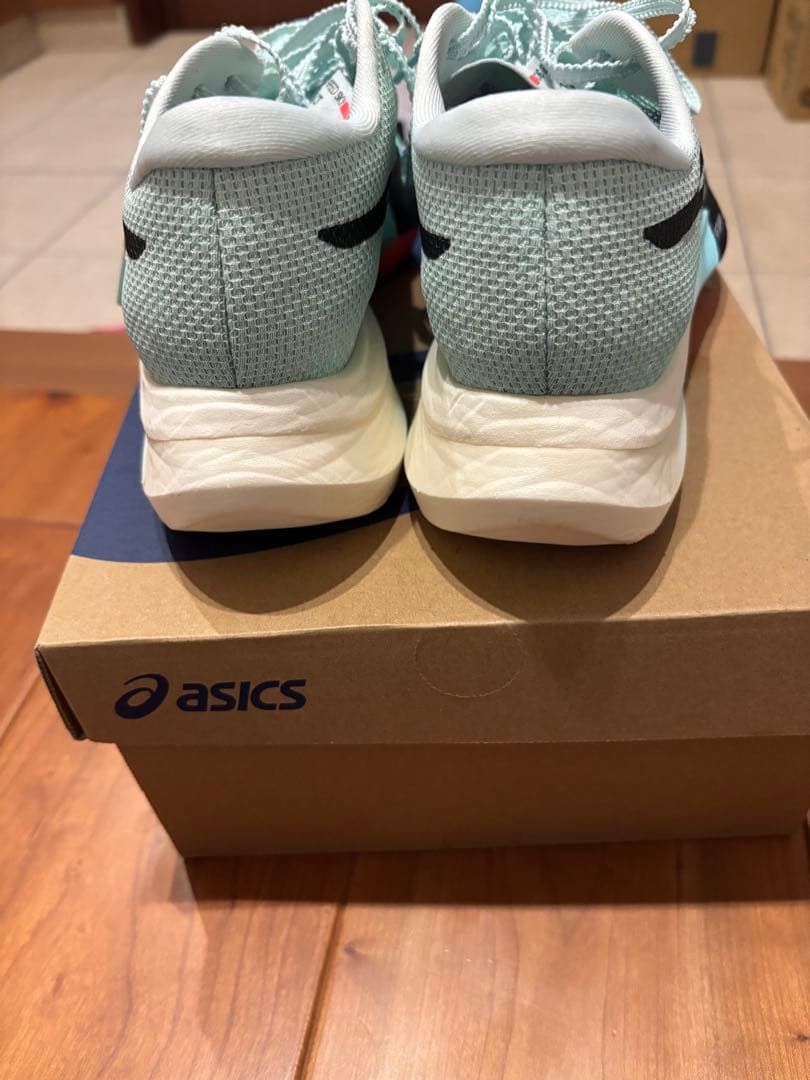 ASICS メタスピードスカイパリ　25.5cm