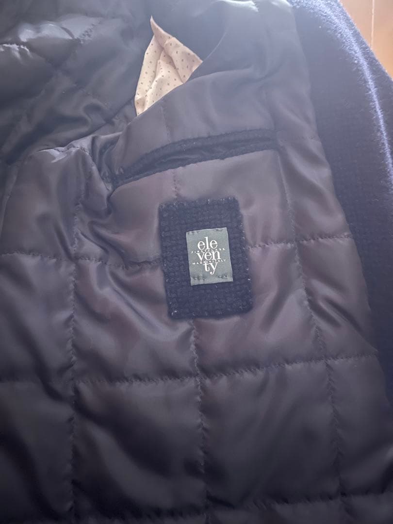 イレブンティ　ピーコート