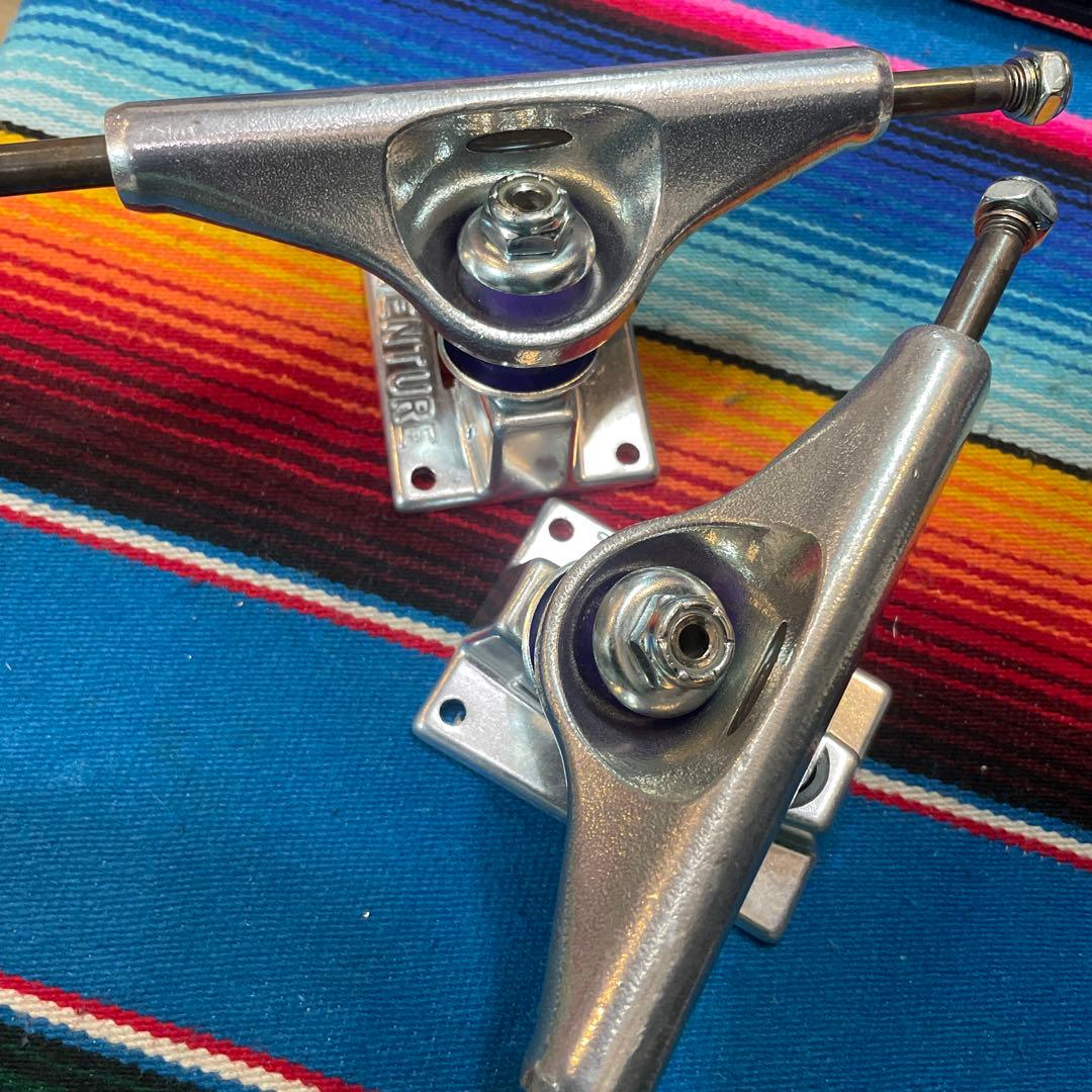 ベンチャーventureスケボートラック　5.0HI 軽量モデル