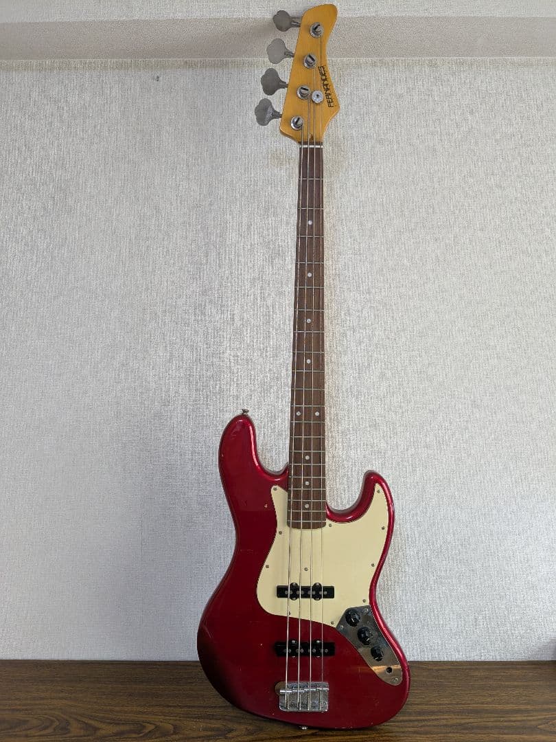 【ジャンク品】 フェルナンデス エレキベース 赤