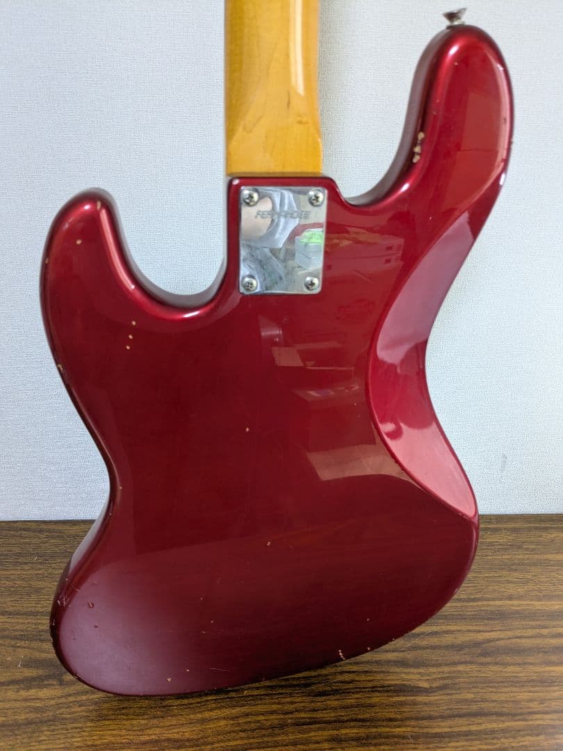 【ジャンク品】 フェルナンデス エレキベース 赤
