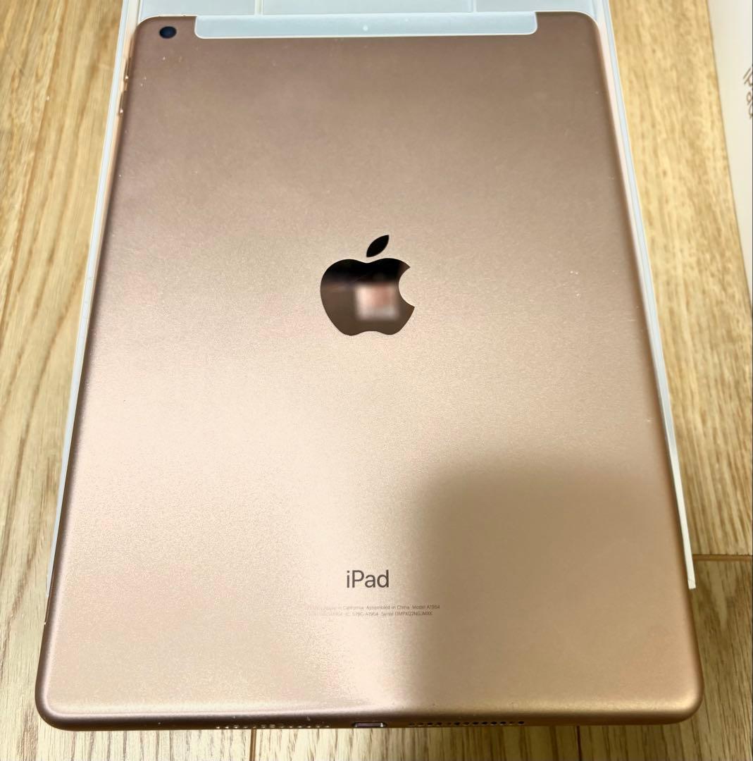 Apple iPad 第6世代 Wi-Fi セルラー 128GB ゴールド