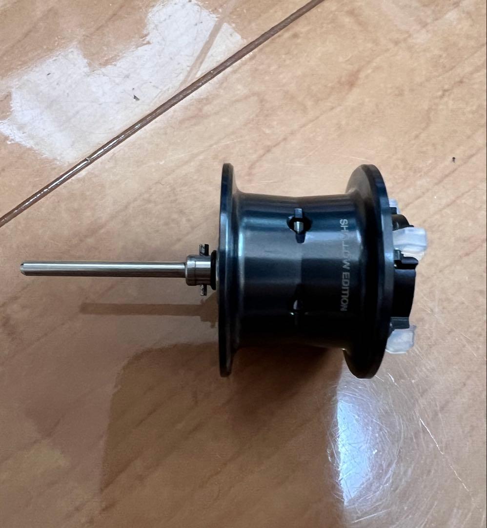 美品　24カルカッタコンクエスト　シャローエディション　純正スプール