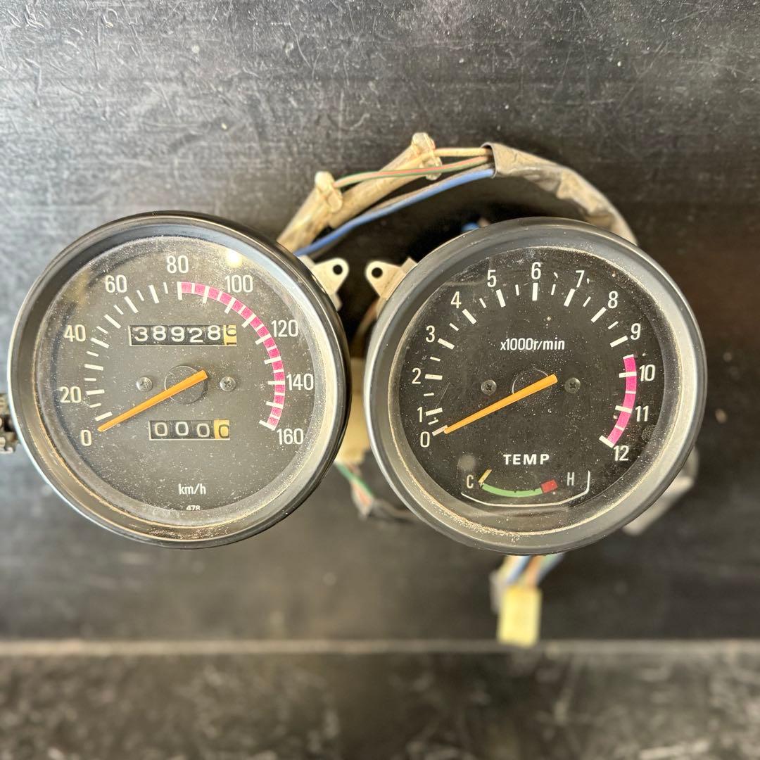 初期型 RZ250 メーター