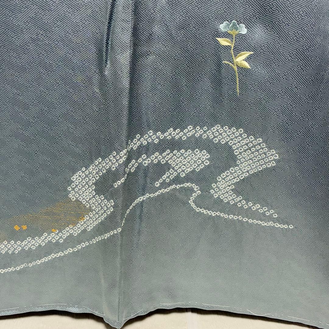 D203 訪問着　絞り　花刺繍　正絹　着物　袷　しつけ糸付き未使用極美品