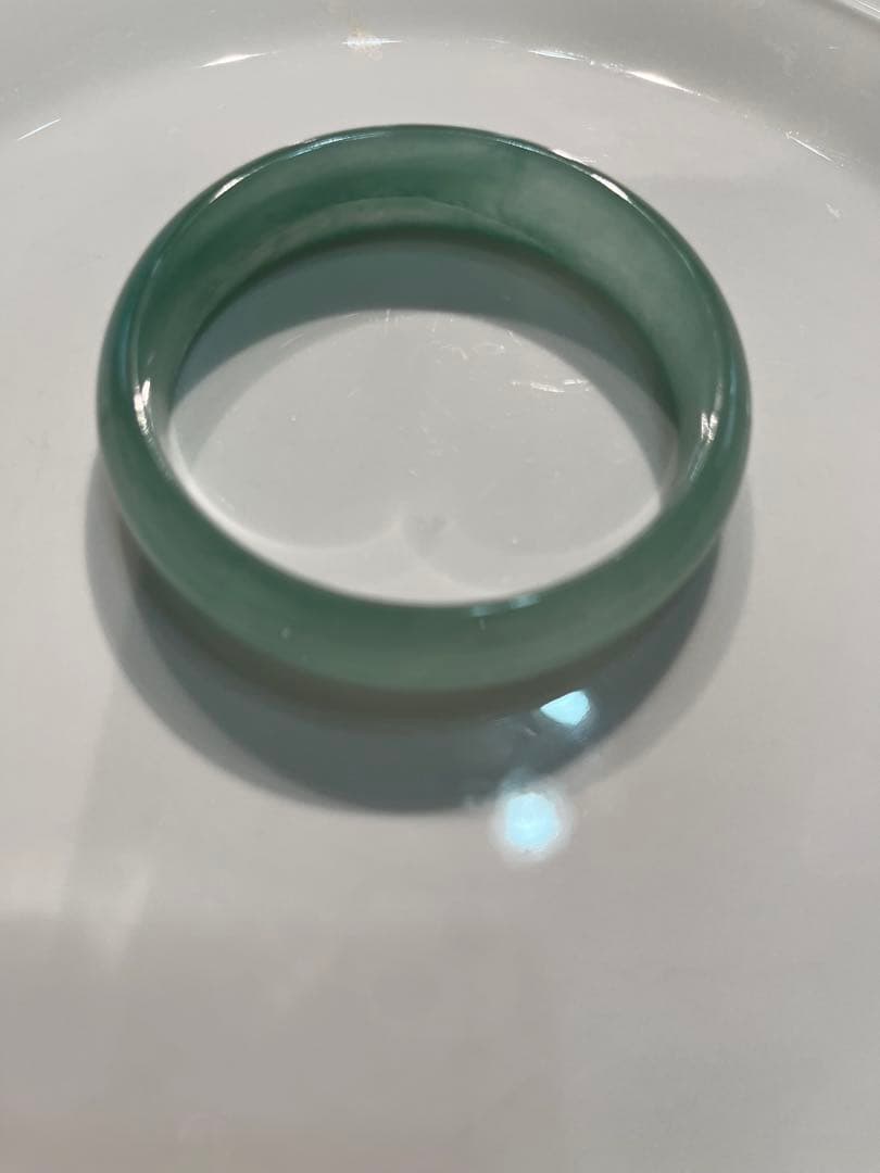 値下げ！高級品天然翡翠 氷種緑水　幅10mm 内径56.5 バングル★超美品！