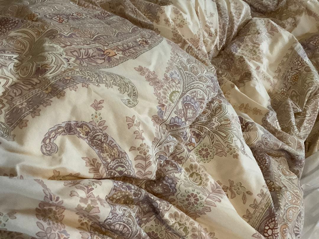 日本製　羽毛ふとん　掛け布団　ダブルサイズ　カバーと収納ケース付き