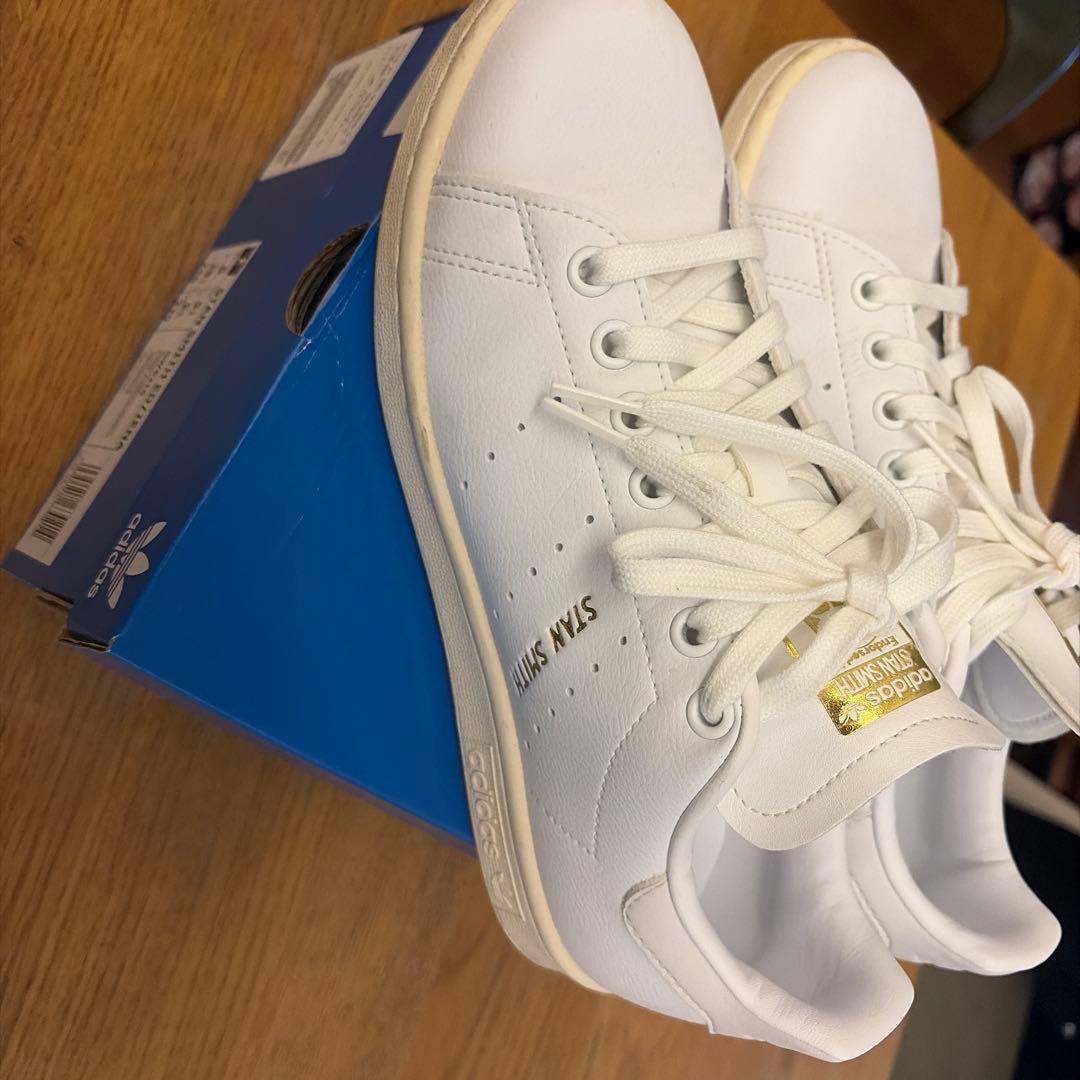 adidas Stan Smith ホワイト スニーカー　24