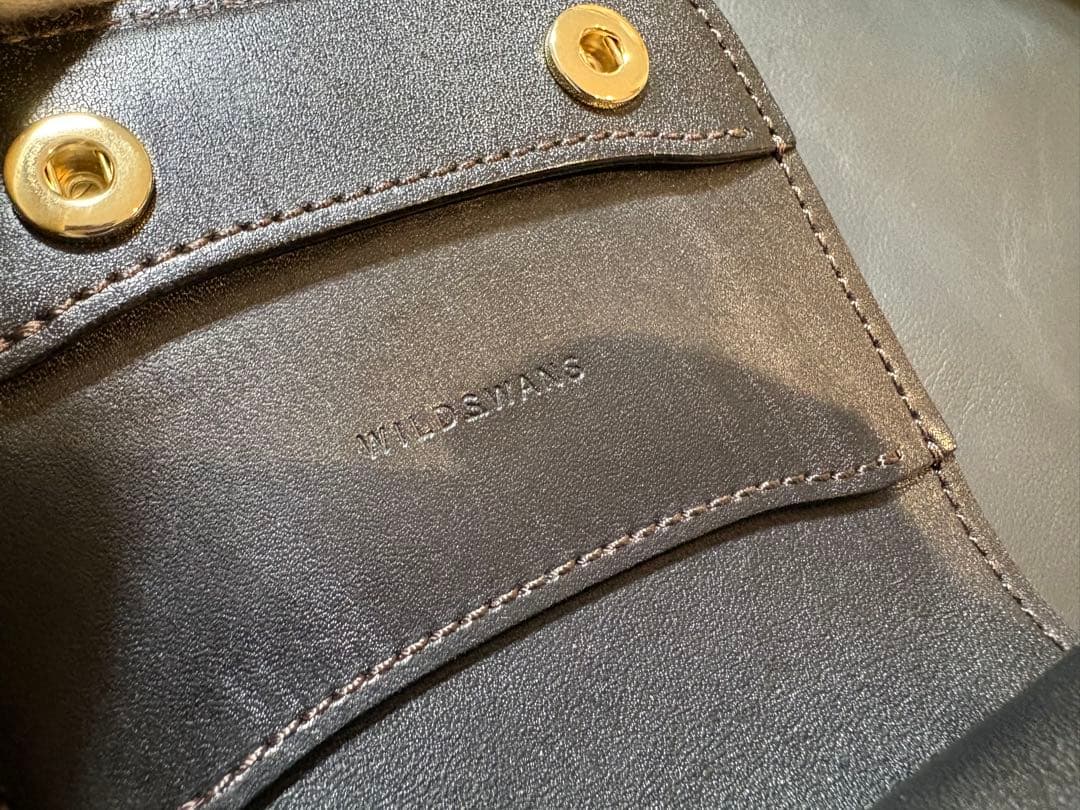 カーサ　フルグレインブライドルレザー　ブラック　ワイルドスワンズ