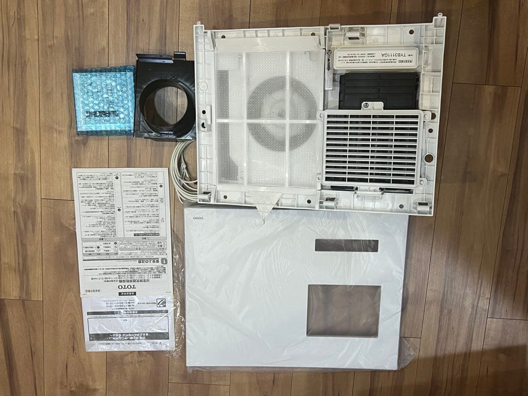 新品　TOTOビルドイン浴室乾燥機