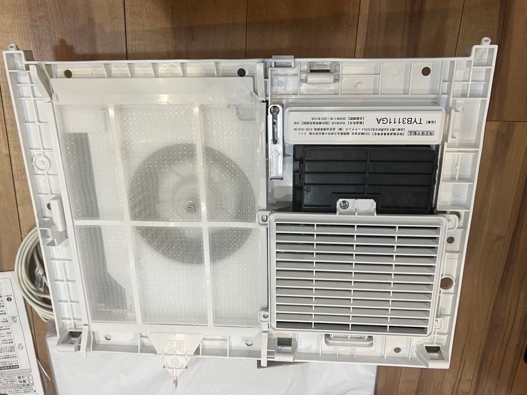 新品　TOTOビルドイン浴室乾燥機