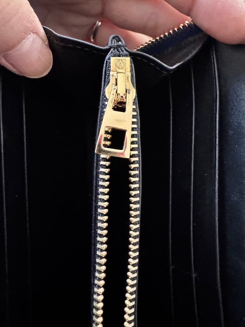 LOEWE レザー長財布 青