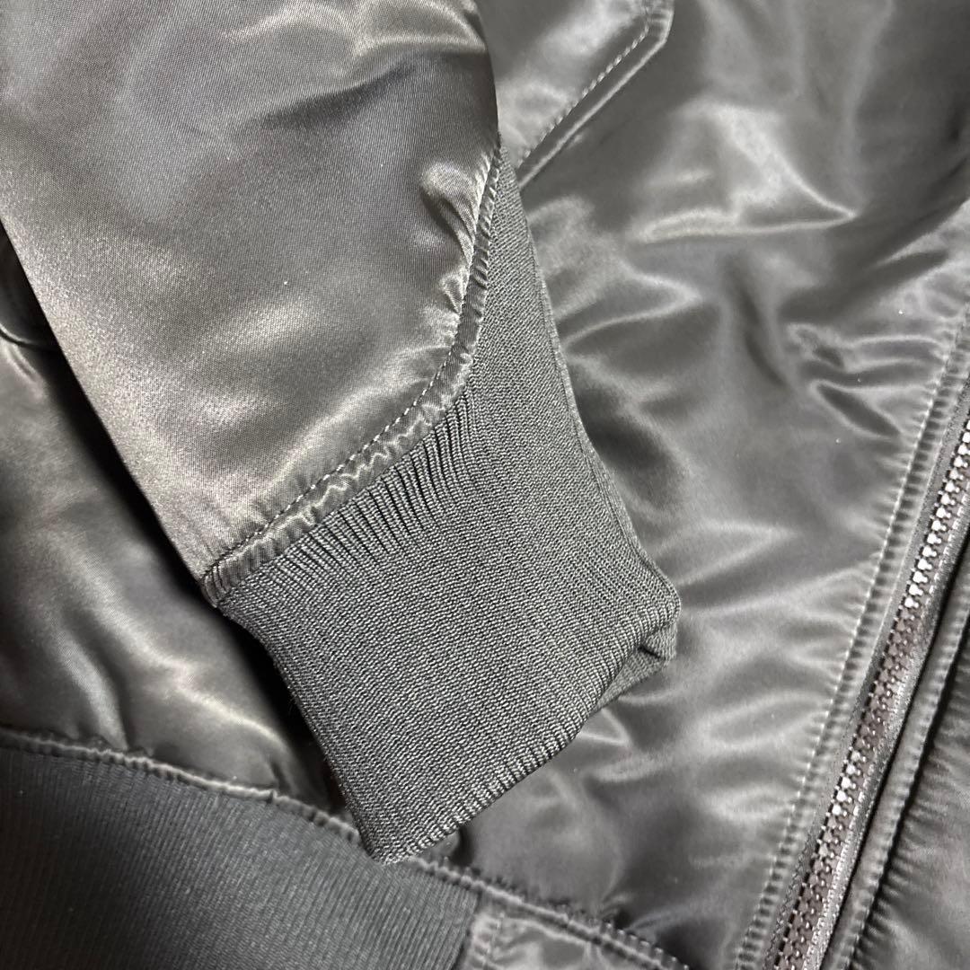 ユニクロ　＋Ｊ　MA1 オリーブ　Lサイズ　C 復刻コラボ