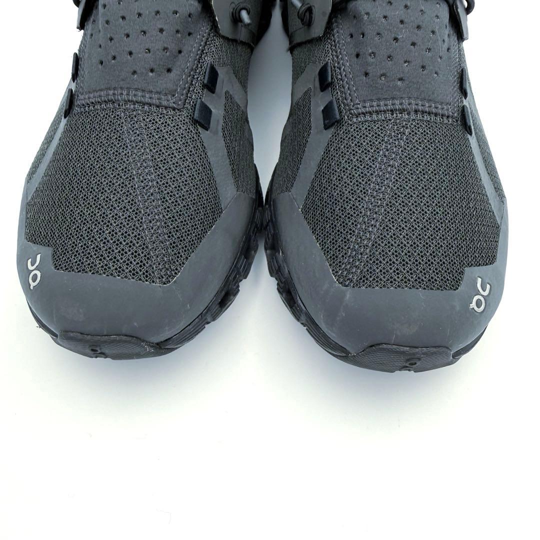 【極美品】オン クラウド ウォータープルーフ BLACK 軽量スニーカー